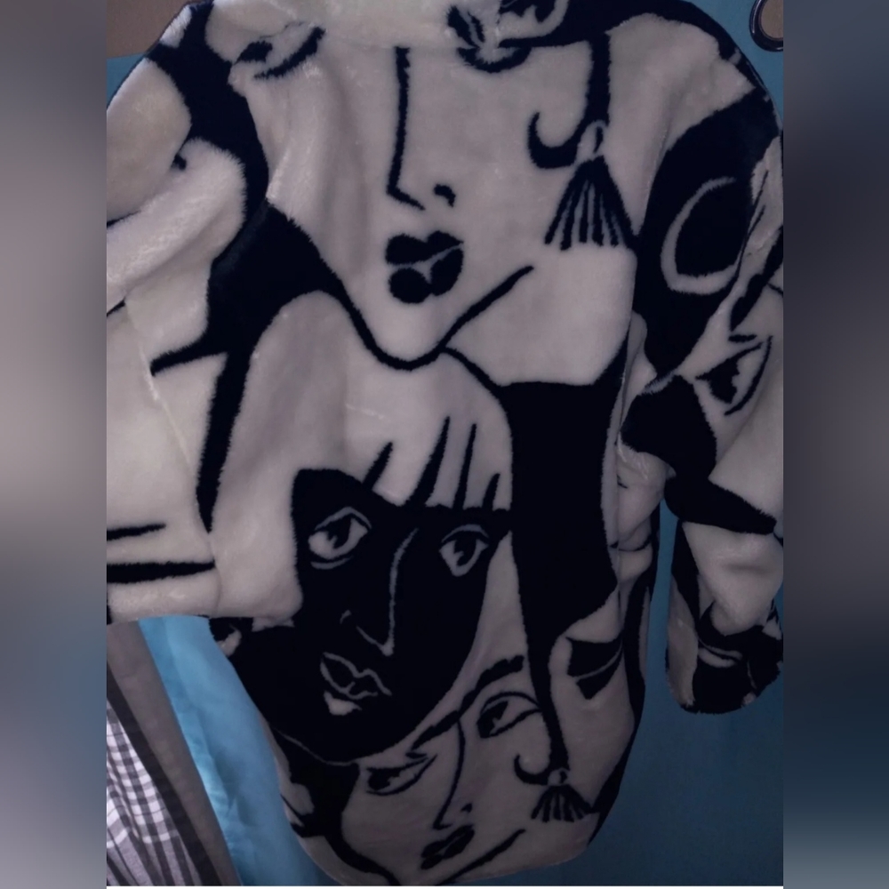 Vintage 1980's Donny Brook USA faux fur black and white art deco Faces coat